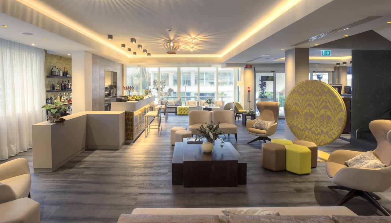Hotel Dory Riccione Exterior foto
